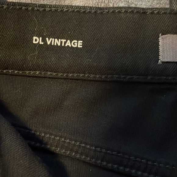 DL 1961 Patti Straight High Rise Black Coated Jeans - Picture 11 of 11